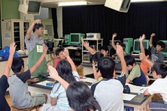 ���ȑ�b�Ɏ��E�\���莆�𑗂����l�͎�������ā[