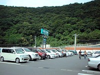 �������ɗ����X�̍L�����ԏ�