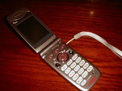 �J�����t���̐������c