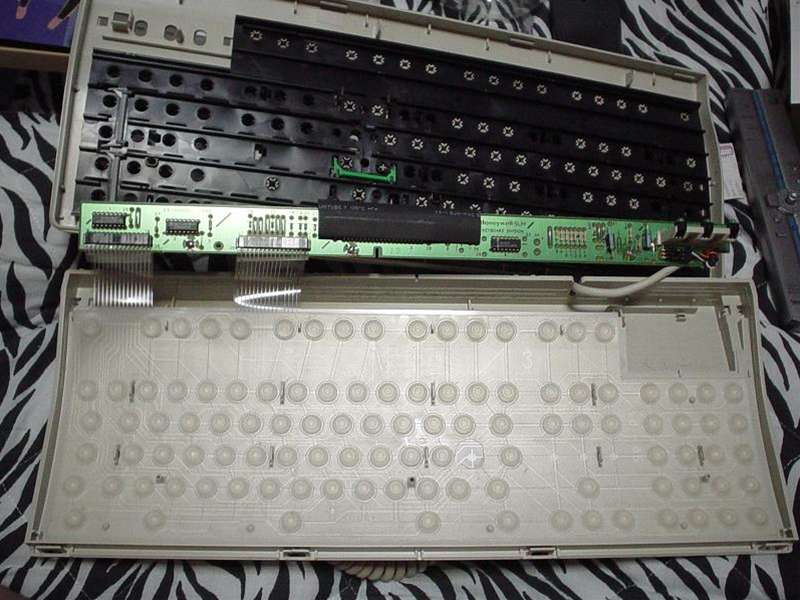 PC7XL_AA_10.JPG - 94,481BYTES
