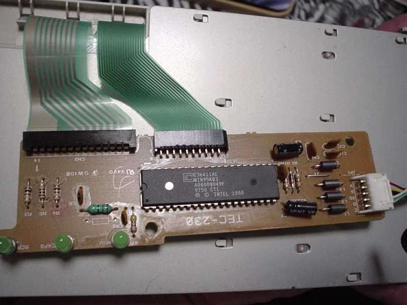 AKIA_11.JPG - 43,937BYTES