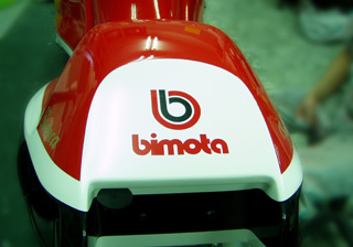 �J�E���G���h��bimota�}�[�N������