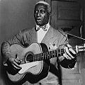 Leadbelly w/tie