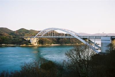 ȂȂA[`AO