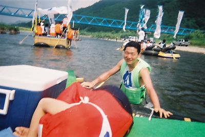 M�L���[���ƒׂ�Ă���đO��