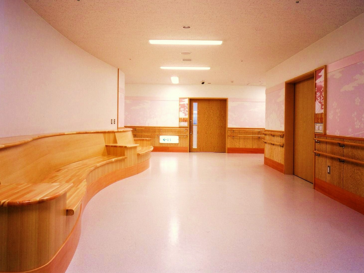 <b>Old People's House Y '98</b><br>ⒶⒸⓅHUD